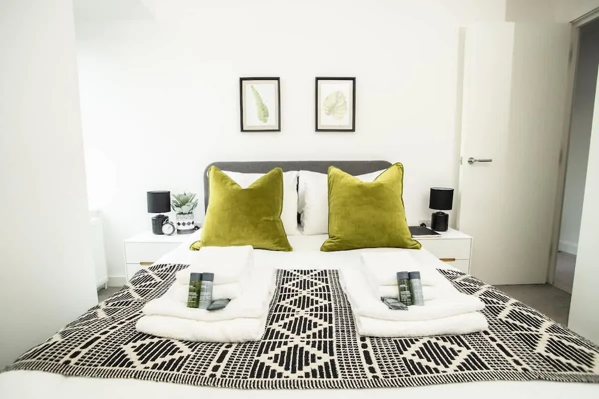 Charming Two-Bedroom Apartment Exeter Quays Egyesült Királyság